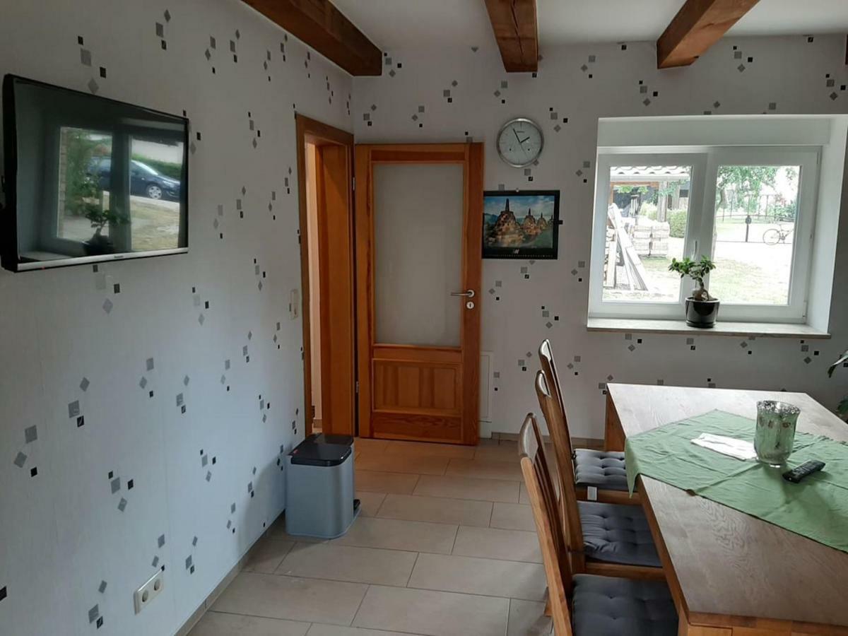 Ferienhaus Flotte Biene In Buggow Rubkow Exterior foto
