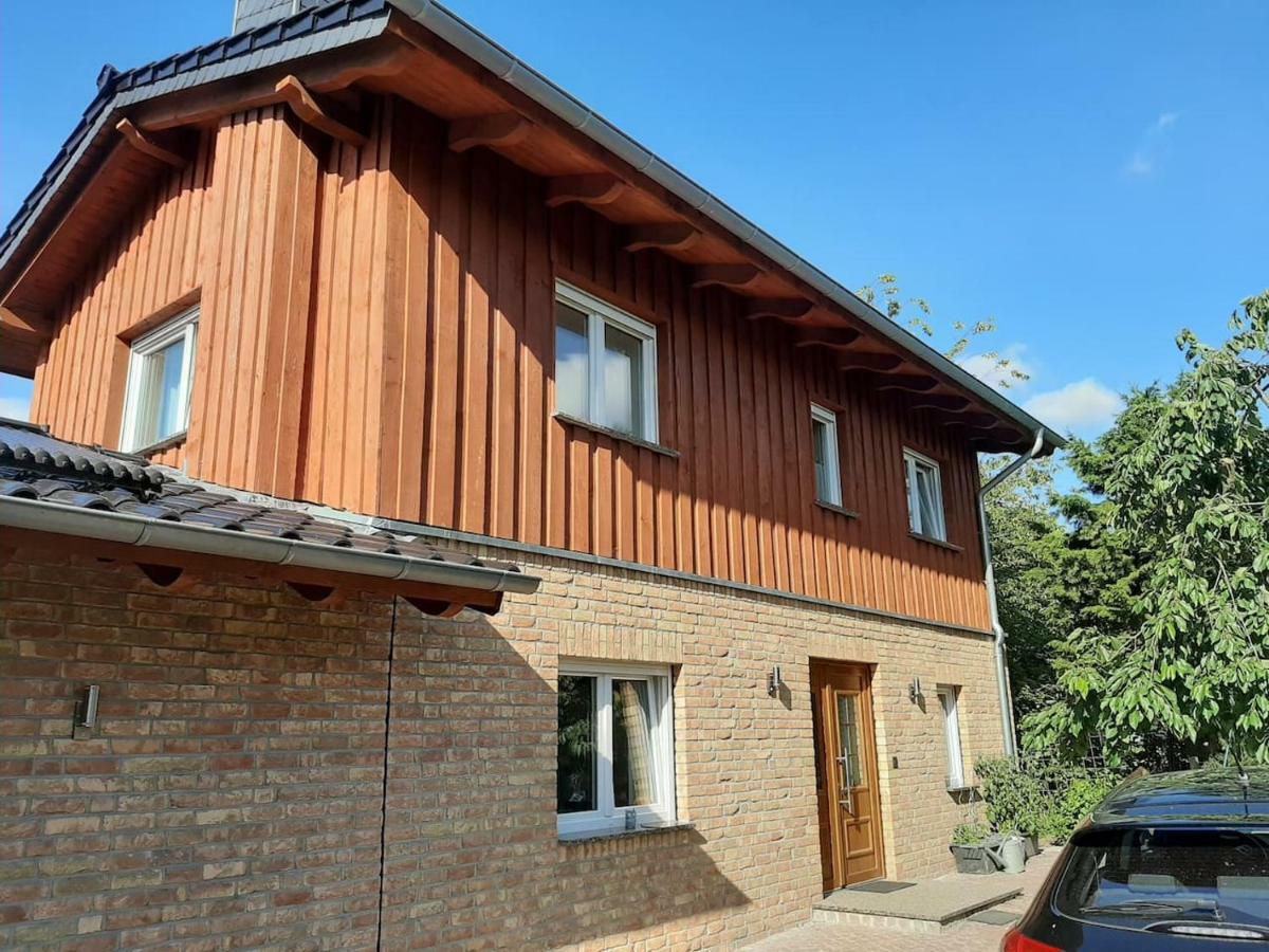 Ferienhaus Flotte Biene In Buggow Rubkow Exterior foto